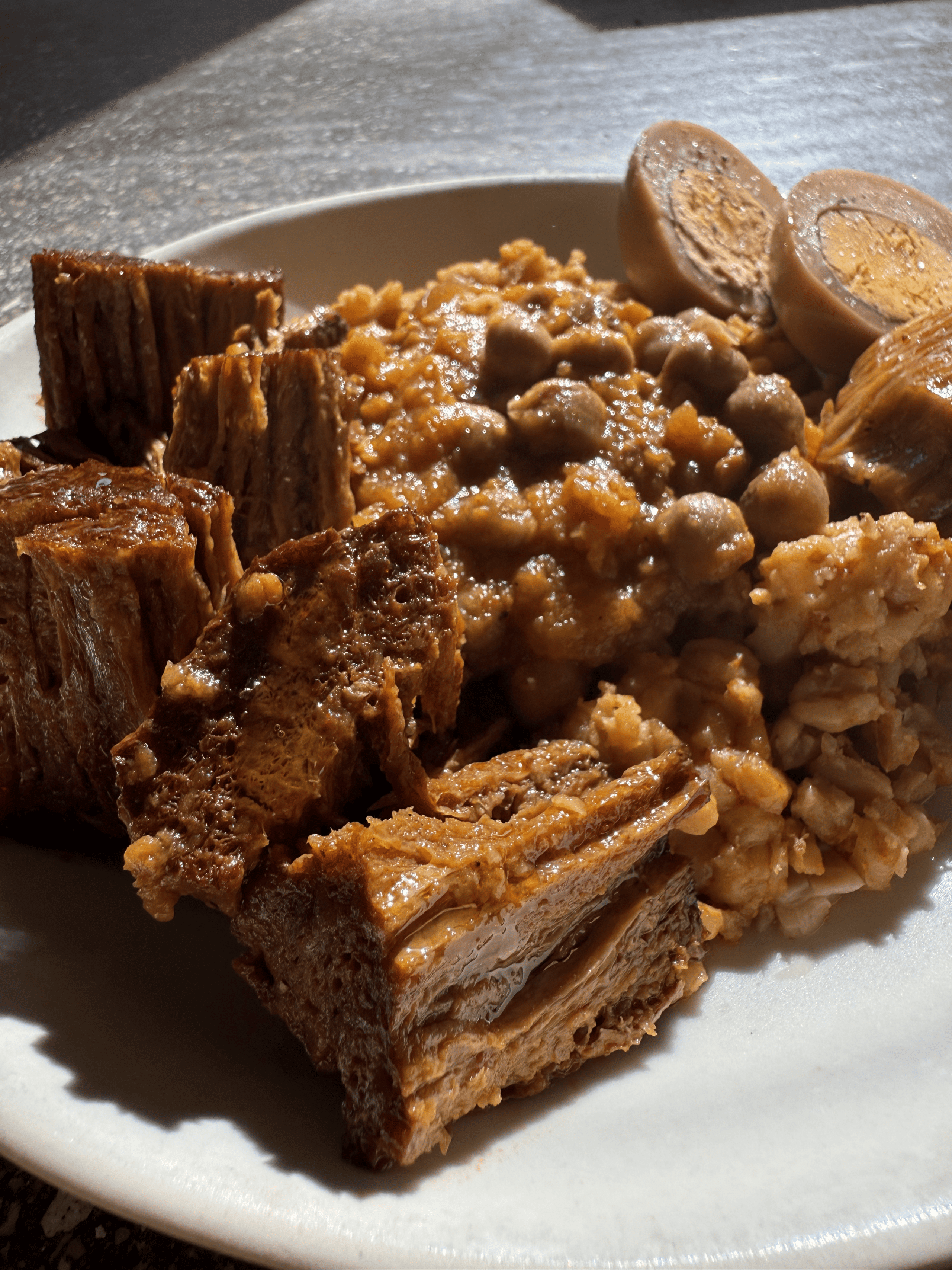 חמין חורפי עם רידיפיין פלאנק סטייק