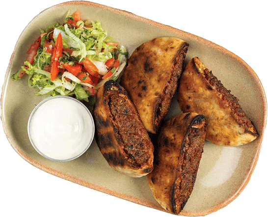 Traditionele mediterrane lam ‘Arais’ voor op de BBQ